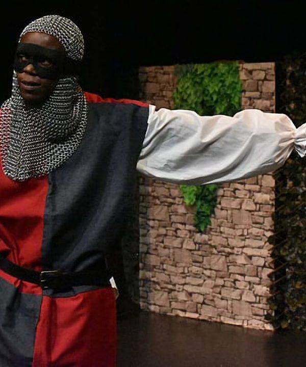 Gavin Gordon Image 5